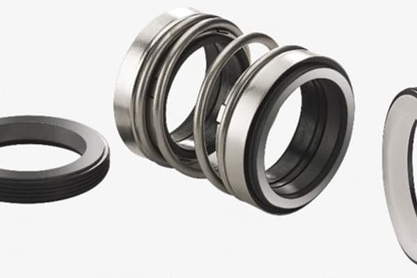 מגופים ואביזרי צנרת